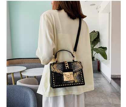 women shoulder bag Fashion Alligator Women Shoulder Bags  totally made with high  quality material and fabrics and trending bags and fully high quality
